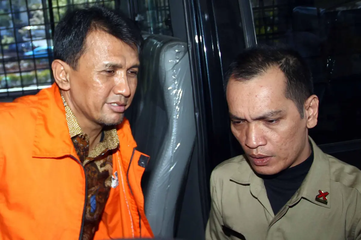 20150903- Gatot Diperiksa KPK-Jakarta