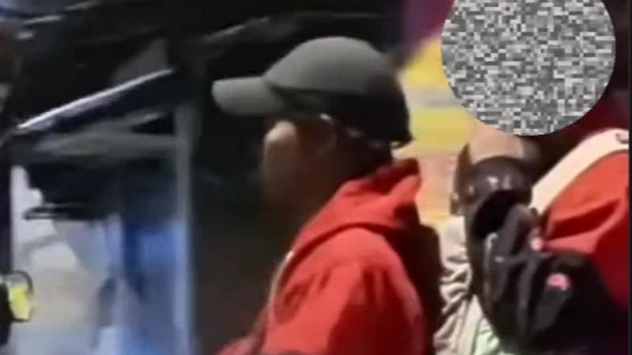 Viral Pasutri Naik Motor Bawa Bayi Ngamuk Rokoknya Disiram, Polisi Turun Tangan