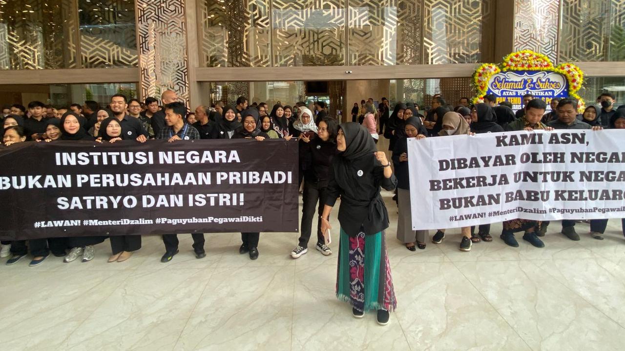 Menteri Satryo Soemantri Jawab Tudingan Tampar dan Pecat ASN, Ini Penjelasan Lengkapnya