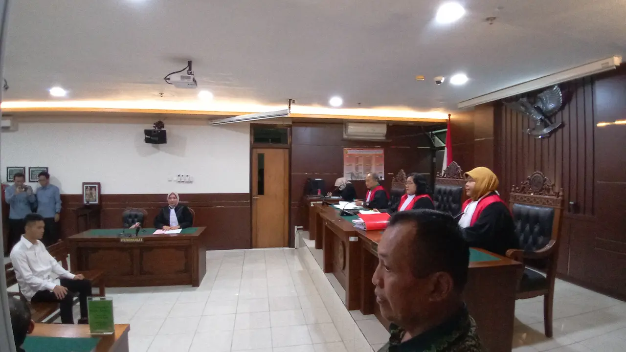 Mahasiswa UGM Christiano Pengarapenta Pengidahen Tarigan menjalani sidang di PN Sleman