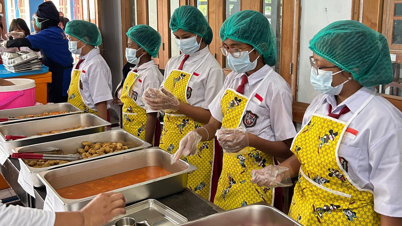 Fakta Menarik MBG Prasmanan di Jepara