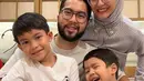 Potret Anak Laki-laki Revalina S Temat Punya Wajah Tampan [instagram/vatemat]