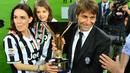 Antonio Conte akhirnya dipinang mantan klubnya Juventus sejak awal musim 2011/2012. Conte berhasil menjadikan Juve sebagai tim yang superior. Di mana mereka meraih Scudetto dalam tiga musim beruntun. Itu adalah awal dari dominasi Juve di Serie A hingga musim 2019/20 lalu. (Foto: AFP/Guiseppe Cacace)