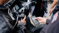Tips Aman Pakai Fitur RoadSync di Honda PCX 160 (ist)