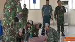 Citizen6, Jakarta: Perwira Diskes Kolinlamil saat menjelaskan kepada peserta SAR dan Sea Survival Kolinlamil 2012, di Gedung Laut Natuna Kolinlamil, Tanjung Priok, Jakarta, Selasa (4/9). (Pengirim: Kadispen Kolinlamil). 