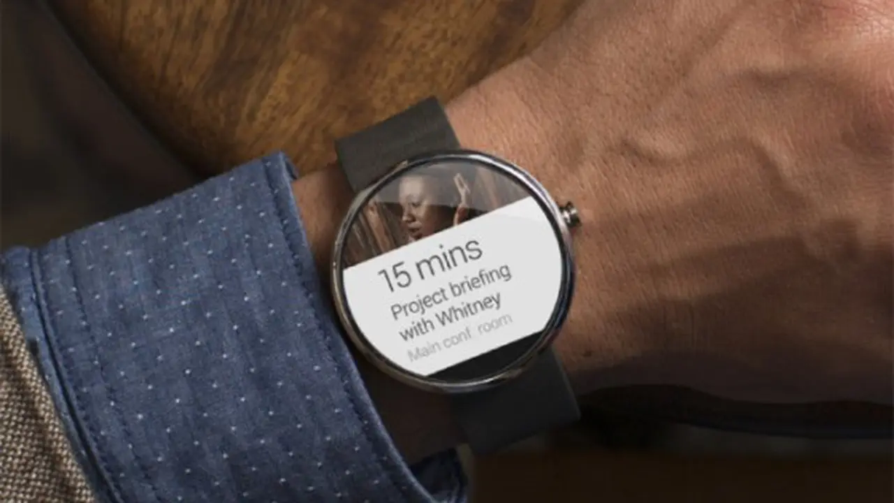 Baru Diluncurkan, Produksi Smartwatch Moto 360 Bermasalah?