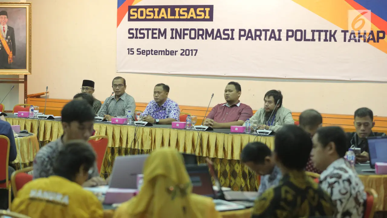 Sosialisasi Sistem Informasi Partai Politik 