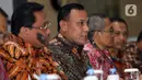 Ketua KPK Firli Bahuri memberi keterangan usai menggelar pertemuan di Gedung BPK, Jakarta, Selasa (7/1/2020). BPK dan KPK menyepakati kerja sama tindak lanjut hasil pemeriksaan yang berindikasi kerugian negara dan unsur pidana. (Liputan6.com/Johan Tallo)