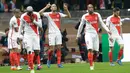 Gelandang AS Monaco, Tiemoue Bakayoko melakukan selebrasi usai mencetak gol ke gawang Manchester City di leg kedua babak 16 besar Liga Champions di stadion Louis II, Monaco (16/3). (AP/Claude Paris)