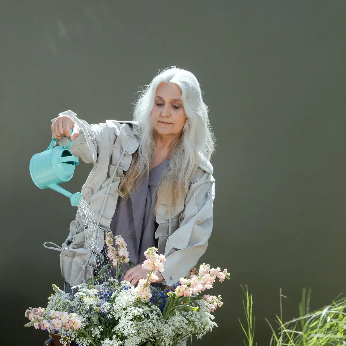 Mengungkap Misteri Arti Mimpi Menyiram Tanaman