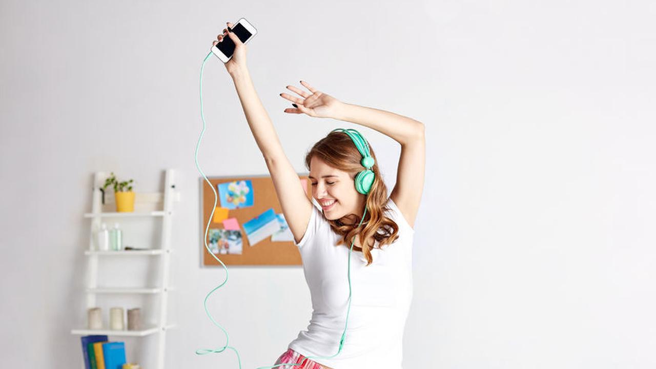 Mendengarkan Musik Bisa Turunkan Berat Badan