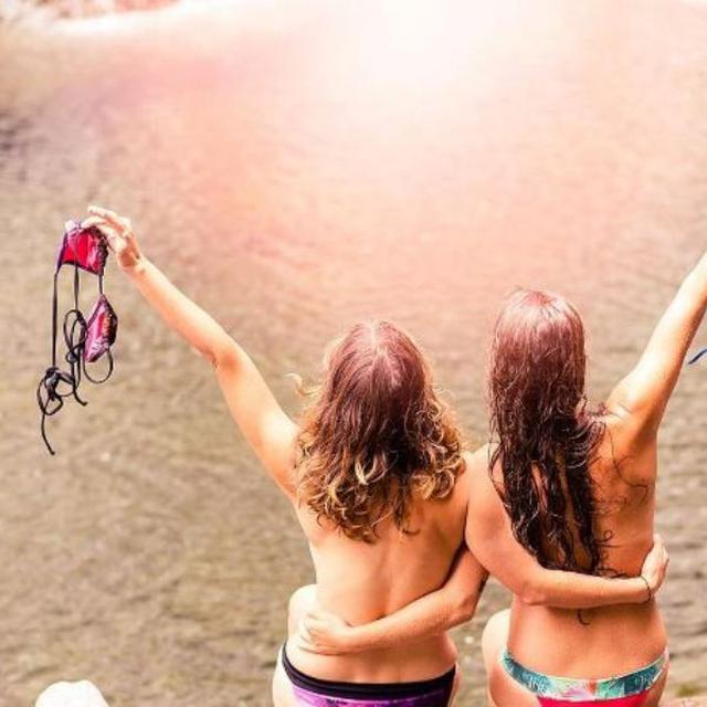 No Bra Day Dirayakan Wanita Sedunia Apa Sih Itu Lifestyle Fimela Com