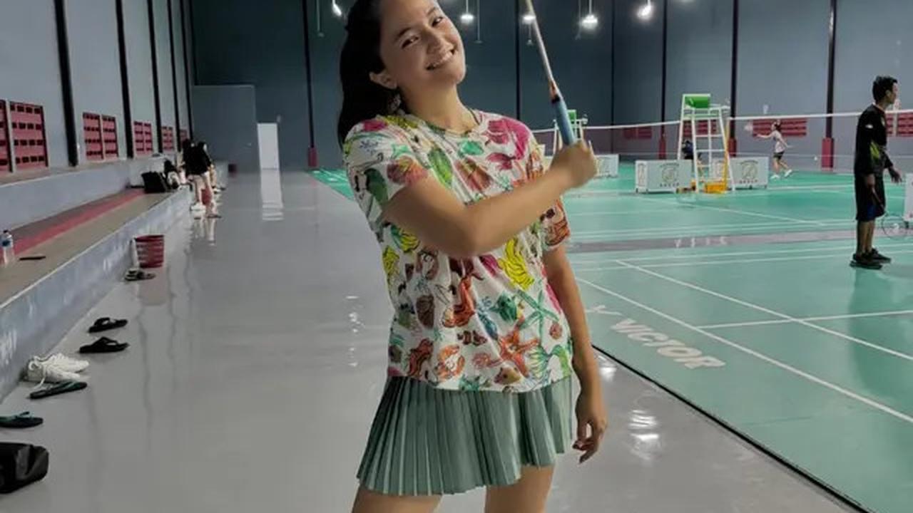 8 Outfit Olahraga Colorful ala Marshanda, Tampil Simpel Namun Stylish