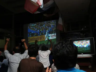 PSSI dan PSSI Pers menggelar nonton bareng laga perempat final Piala Dunia 2014 di Senayan, Jakarta, (5/7/2014). (Liputan6.com/Helmi Fithriansyah)