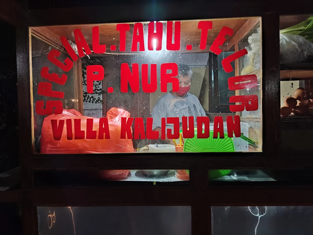 11. Tahu Tek Pak Nur