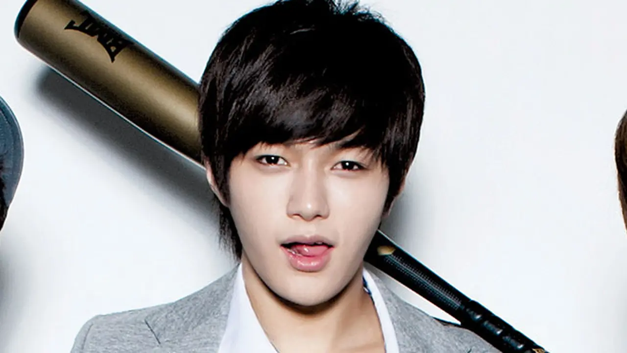 l-infinite-131126c.jpg