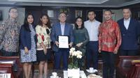 Ketua MPR Zulkifli Hasan menerima delegasi Konferensi Visi Indonesia 2045.