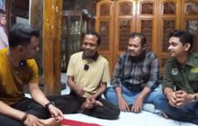 Tangan Sumanto Banyak Luka Bacok, Panji Petualang Kaget 'Aduh Mbah Makan Darah Sendiri