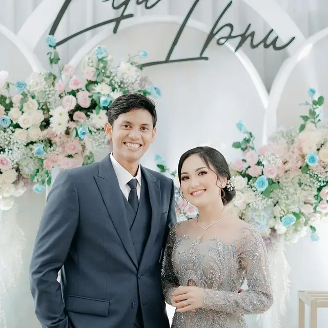 6 Potret Lita Hutami Tunangan Ibnu Wardani, Seleb TikTok yang Curi Perhatian