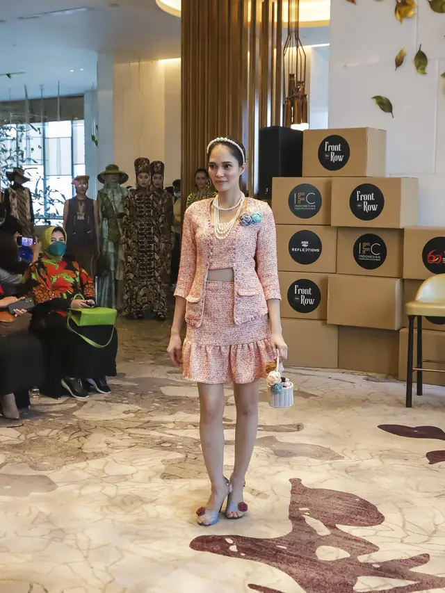 17 Desainer Indonesia Siap Pamer Rancangan Terbaiknya di Atas Kapal Pesiar di Paris