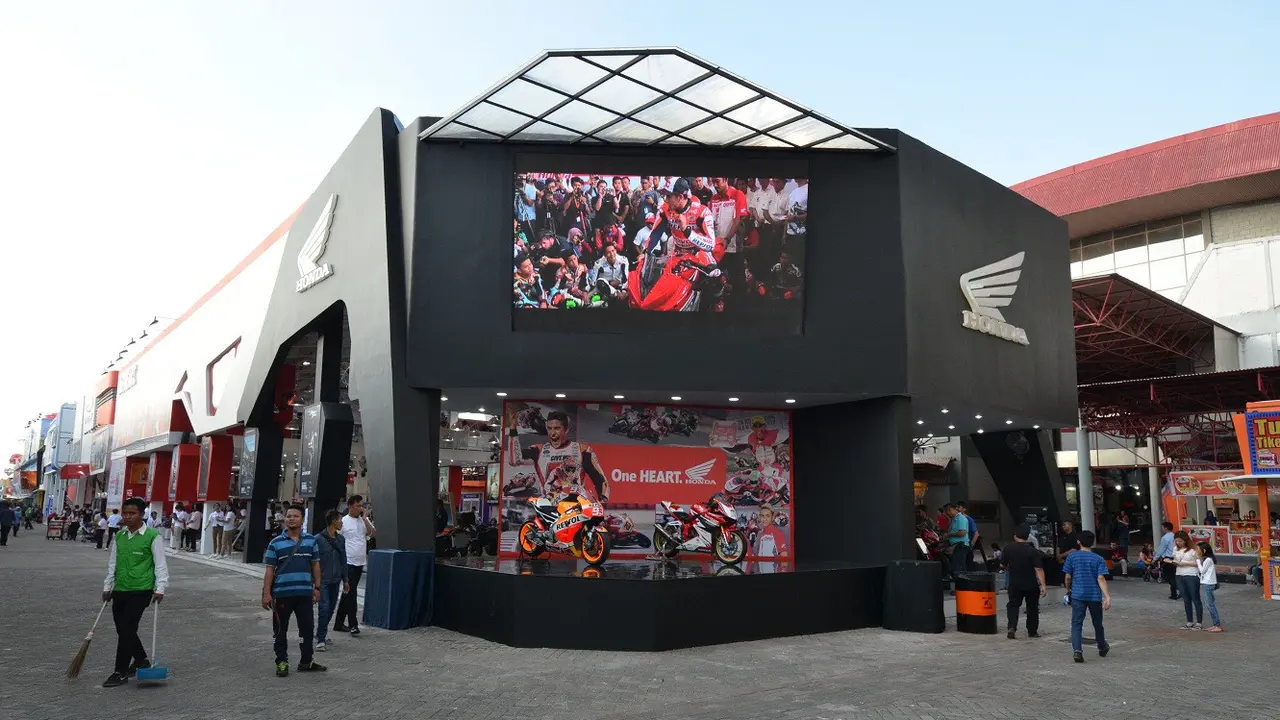 booth Honda