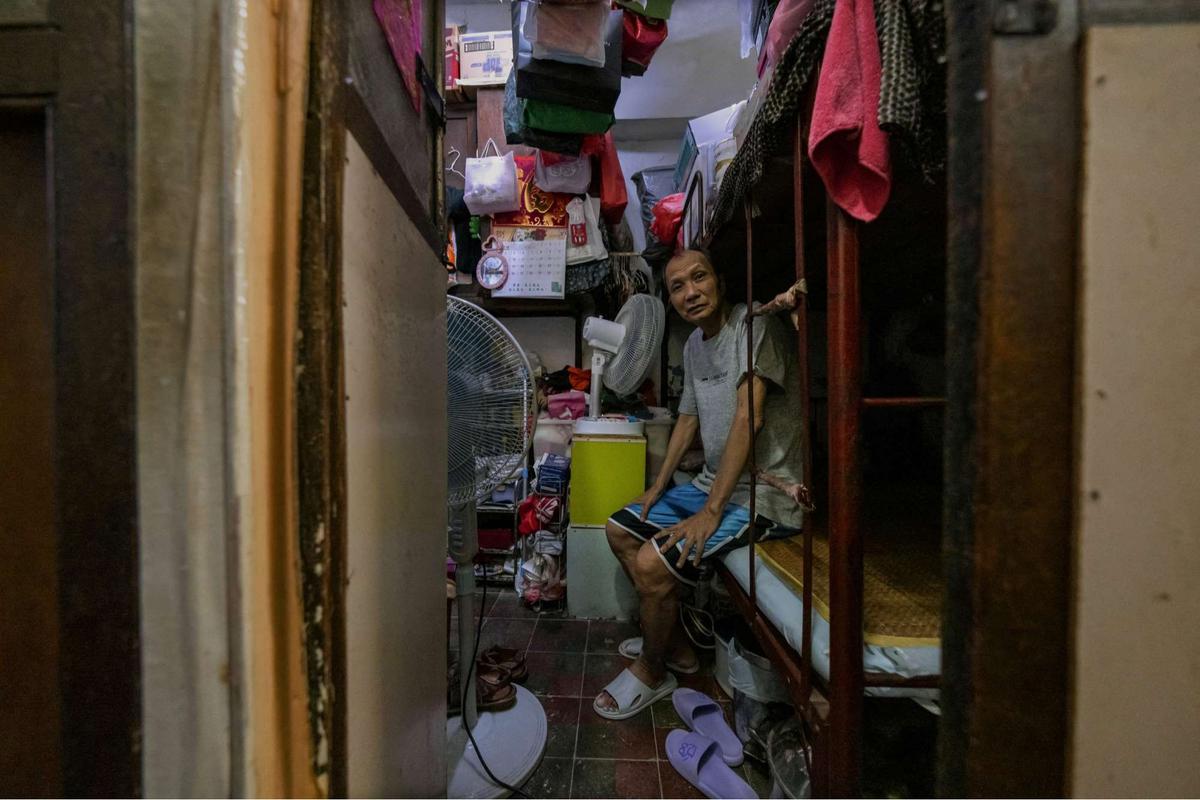Rumah peti mati di Hong Kong