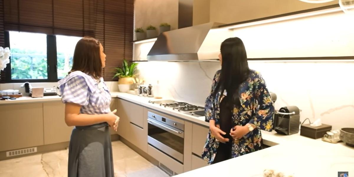 Interior Rumah Maia Estianty