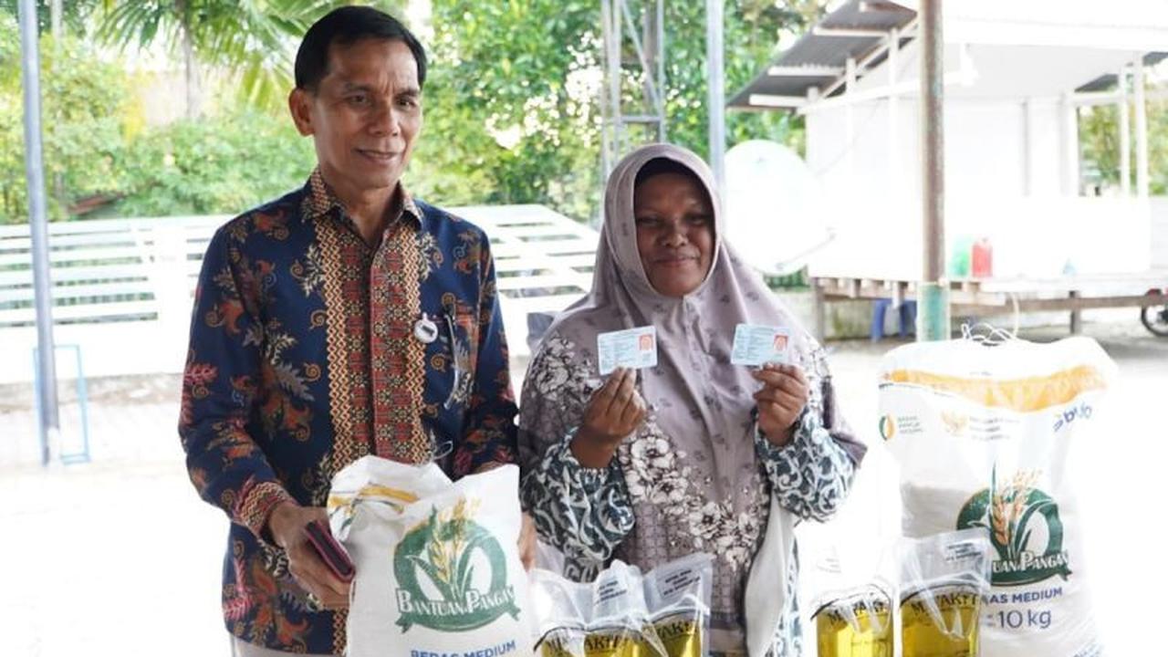 Bapanas Tugaskan Bulog Salurkan Bantuan Pangan Beras Minyak Goreng untuk 33,2 Juta KPM
