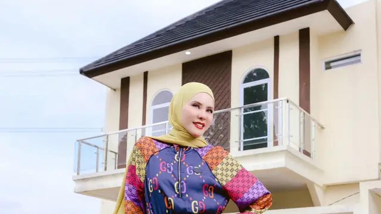 Kisah 7 Artis Mualaf Jalani Beda Keyakinan dari Keluarga, Clara Shinta Sempat Ditentang