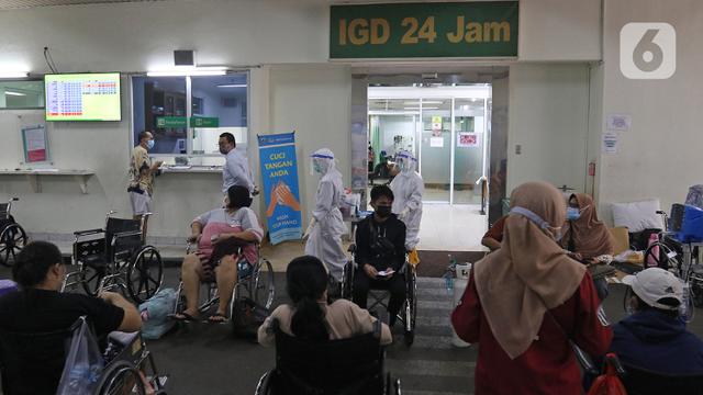 FOTO: Kesibukan RSUD Cengkareng di Tengah Peningkatan Kasus COVID-19