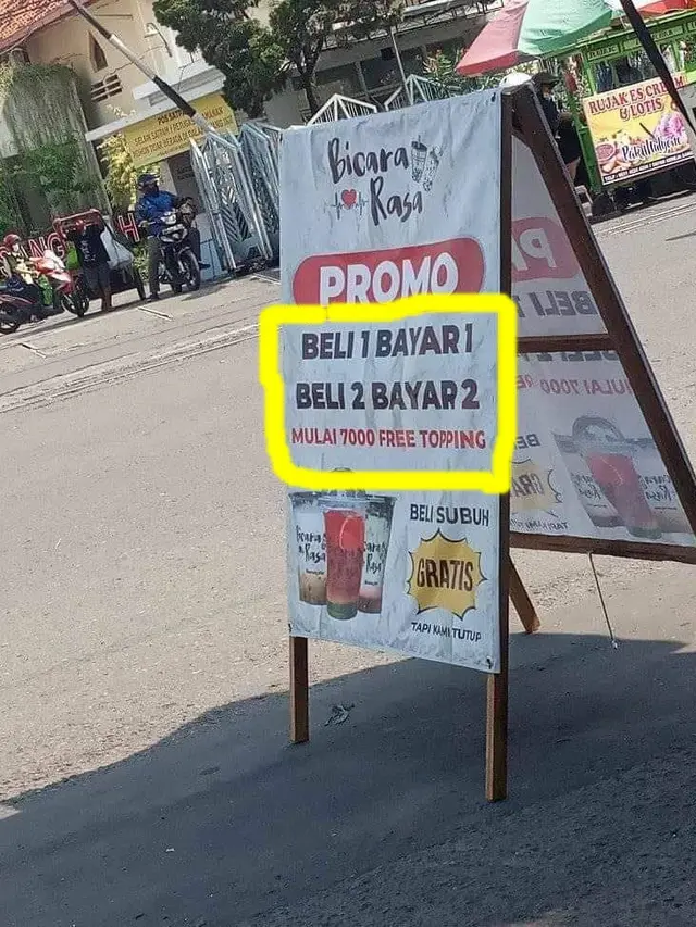 6 Spanduk Jualan Salah Tulis Harga Ini Bikin Pembeli Bingung