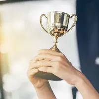 Ilustrasi pemberian awards. (Foto: shutterstock.com By FLUKY FLUKY)