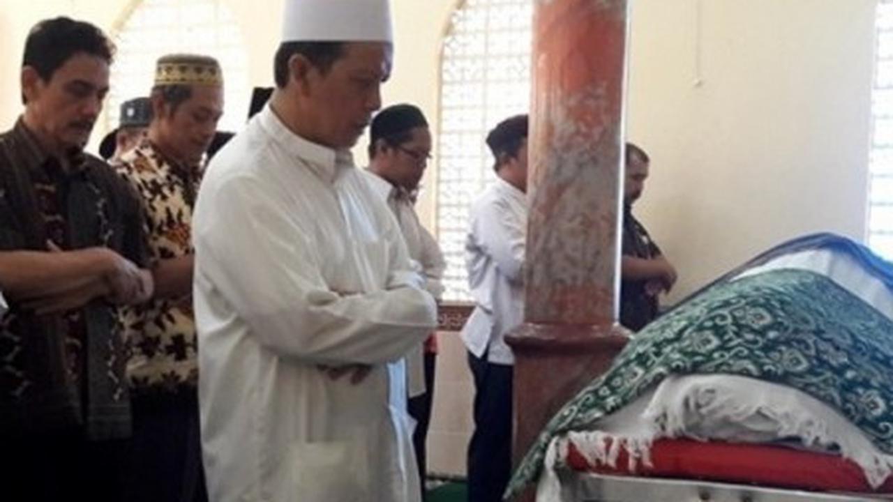 Tata Cara Sholat Jenazah dalam Agama Isla