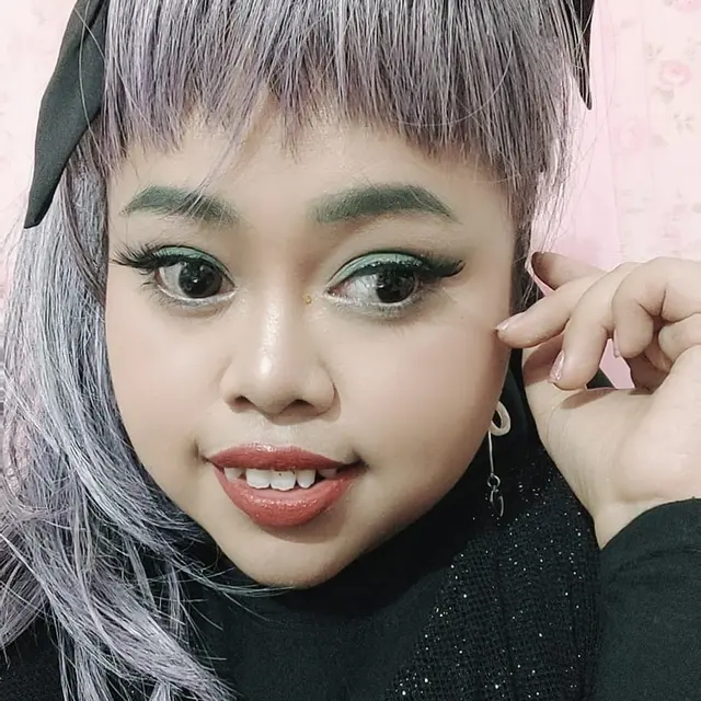 Disebut Lepas Hijab, Ini 6 Potret Kekeyi saat Pakai Wig