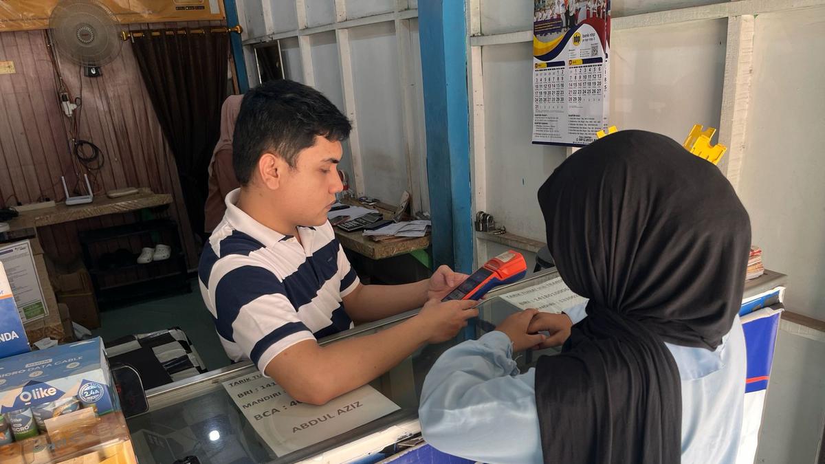 Jatuh Bangun Abdul Aziz, Gagal Kuliah ke Mesir Kini Punya 3 Cabang BRILink