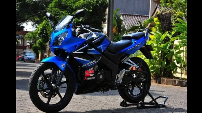 Cbr 150r store old
