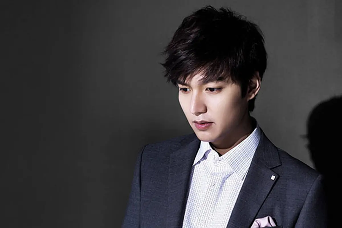 lee-min-ho-131104c.jpg