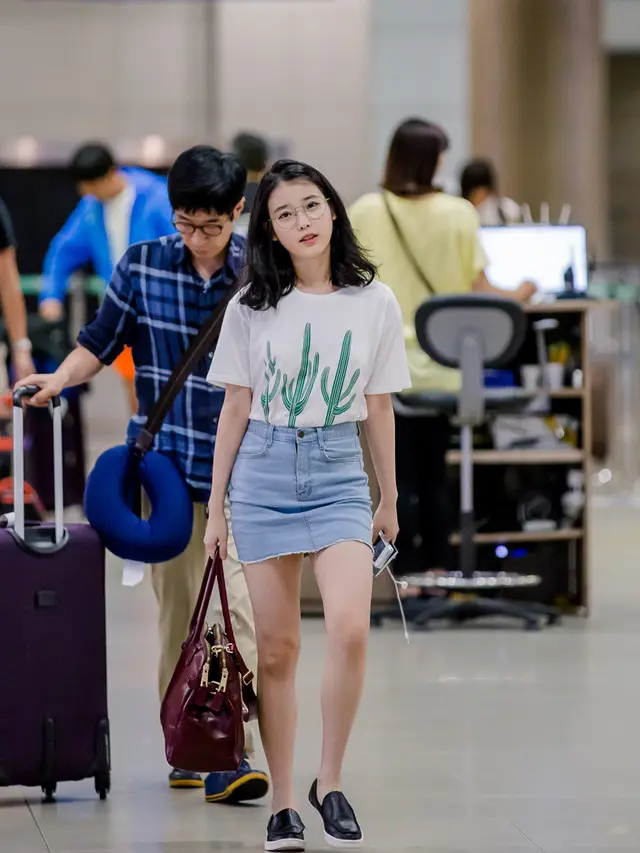 [Bintang] Pesona Airport Fashion Park Shin Hye dan 2 Aktris Korea yang Memikat Hati