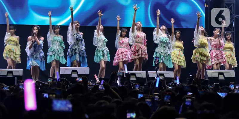 JKT48 Hentak Panggung KapanLagi Buka Bareng BRI Festival 2024