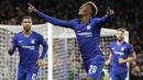 Striker Chelsea, Callum Hudson-Odoi, melakukan selebrasi usai membobol gawang PAOK Thessaloniki pada laga Liga Europa di Stadion Stamford Bridge, Kamis (29/11). Chelsea menang 4-0 atas PAOK Thessaloniki. (AP/Matt Dunham)
