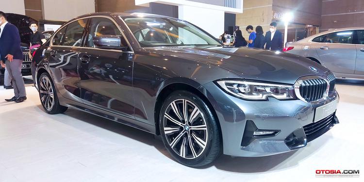BMW Indonesia Merilis 320i Sport Terbaru, Harga Mulai Rp 895 juta ...