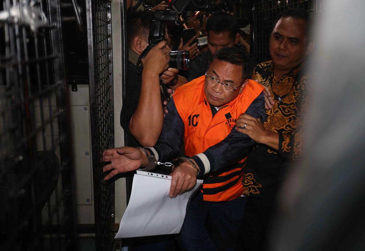 FOTO: Bupati Pati Sudewo Resmi Ditahan KPK