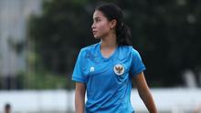 Sabreena Dressler saat TC bersama timnas sepak bola putri Indonesia. (Instagram/@sabreenadressler)