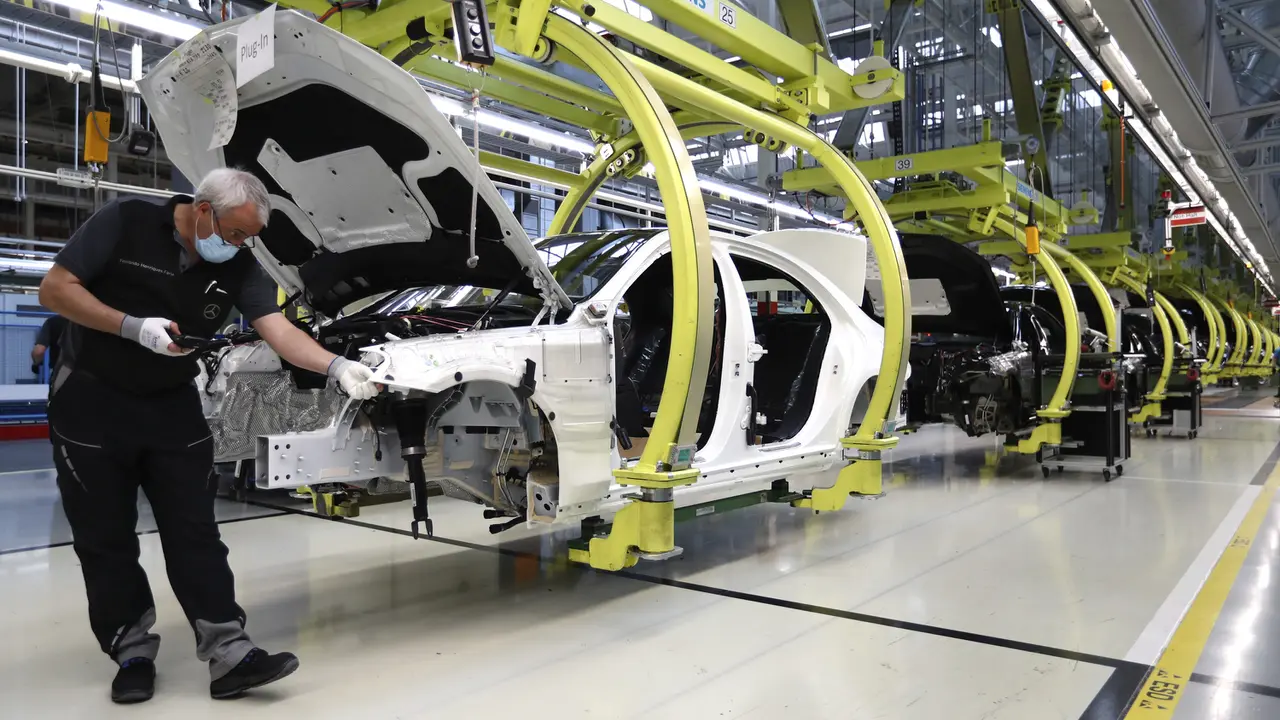 FOTO: Mengunjungi Pabrik Perakitan Mobil Mercedes-Benz di Jerman