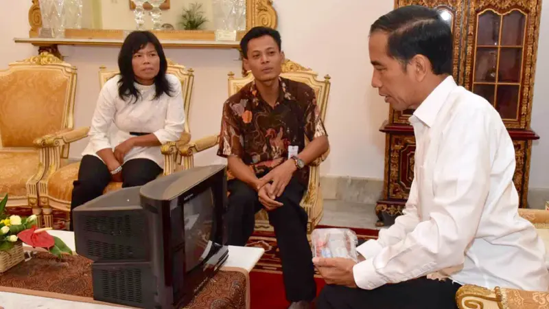 20160125- Jokowi Panggil Si Pembuat TV Kreatif-Jakarta-Agus Suparto