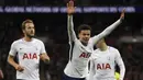 Pemain Tottenham, Dele Alli merayakan golnya ke gawang Watford pada lanjutan Premier League di Wembley stadium, London, (30/4/2018). Tottenham menang 2-0. (AP/Kirsty Wigglesworth)