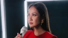 Bunga Citra Lestari atau BCL menyanyikan lagu tema novel Rapijali, "Kinari." (Foto: Instagram @bclsinclair)