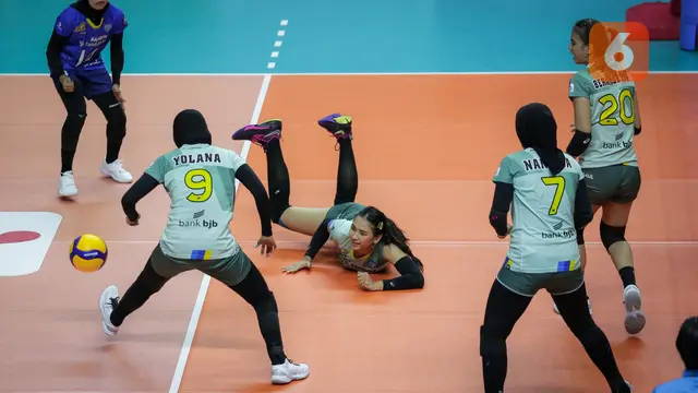 Foto: Pesona Yolla Yuliana di PLN Mobile Proliga 2022, Tak Luntur Ditelan Masa