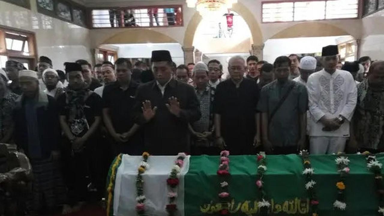 Doa Sholat Jenazah Latin dan Artinya: Panduan Lengkap Tata Cara yang Benar dengan 4 Takbir
