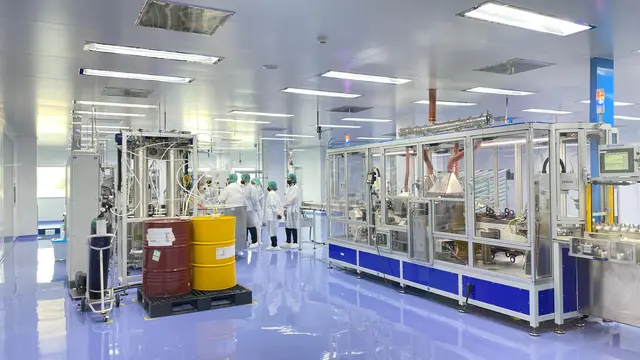 Produksi Dialyzer Pertama di Indonesia. Foto: Kalbe.